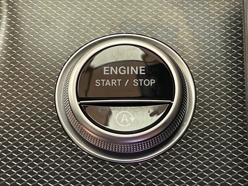 Used 2023 Mercedes-Benz C 43 AMG 4MATIC Sedan image 50