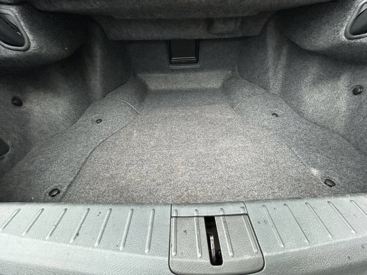 Used 2012 Acura TL w/ Technology Package FWD image 28