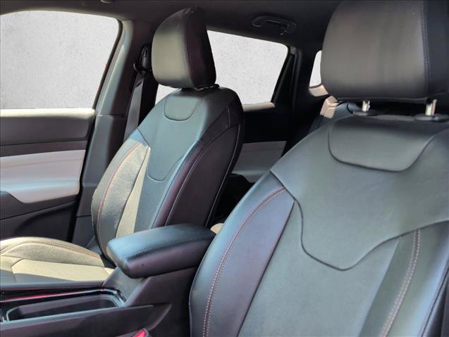 Used 2023 Jeep Compass Limited AWD/4WD image 11