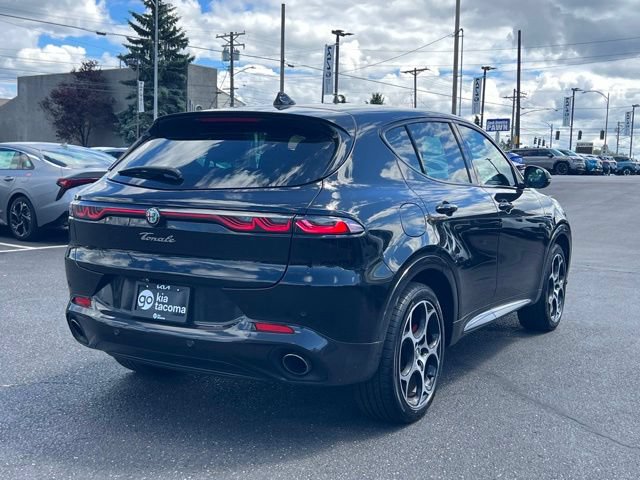 Used 2024 Alfa Romeo Tonale Veloce w/ Premium Interior Package AWD/4WD image 7