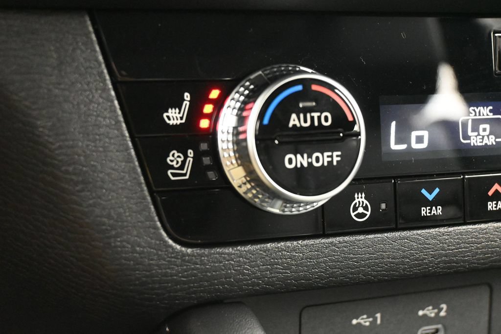 New 2026 Mitsubishi Outlander SEL AWD/4WD image 25