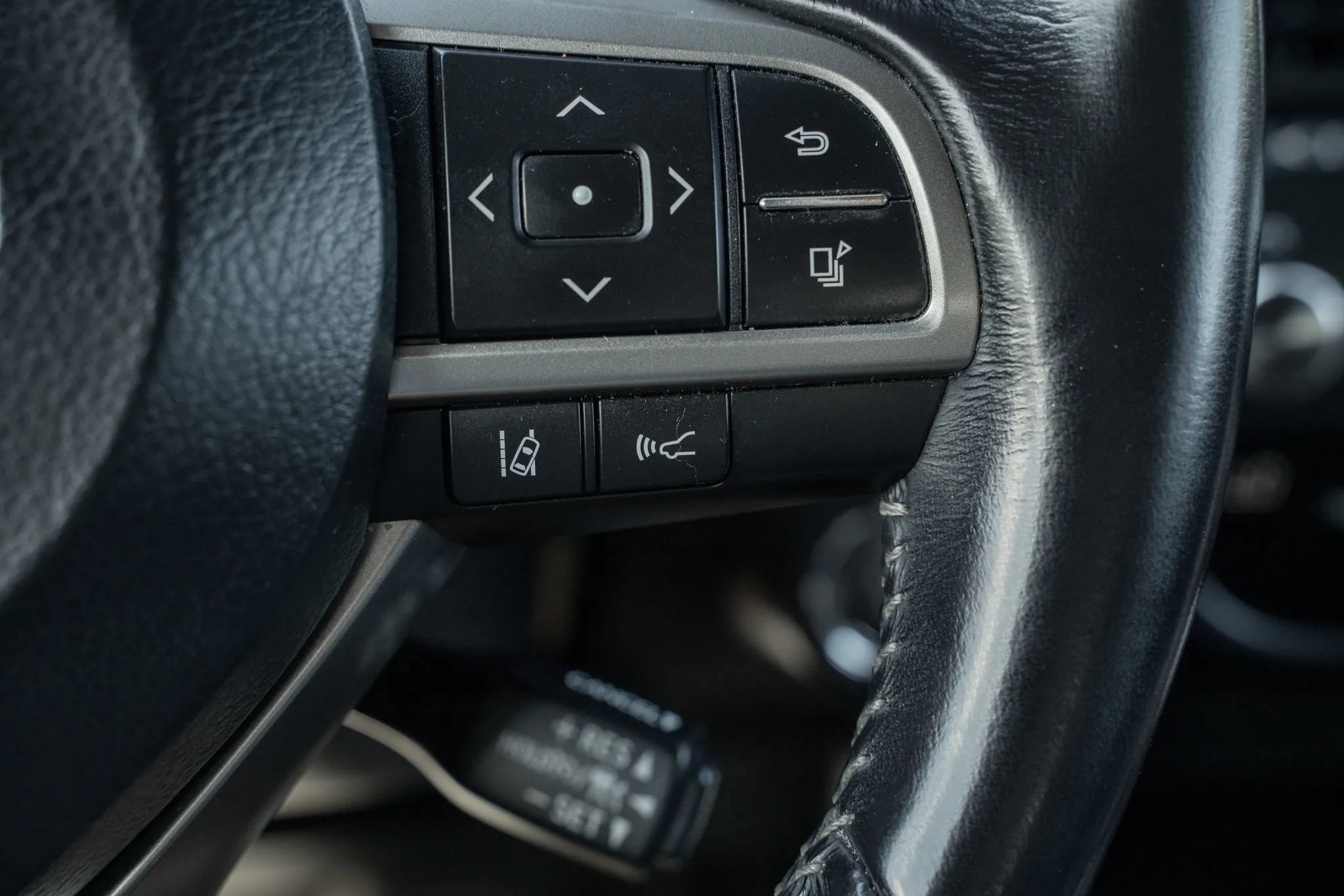 Used 2016 Lexus RX 350 AWD w/ Premium Package image 22