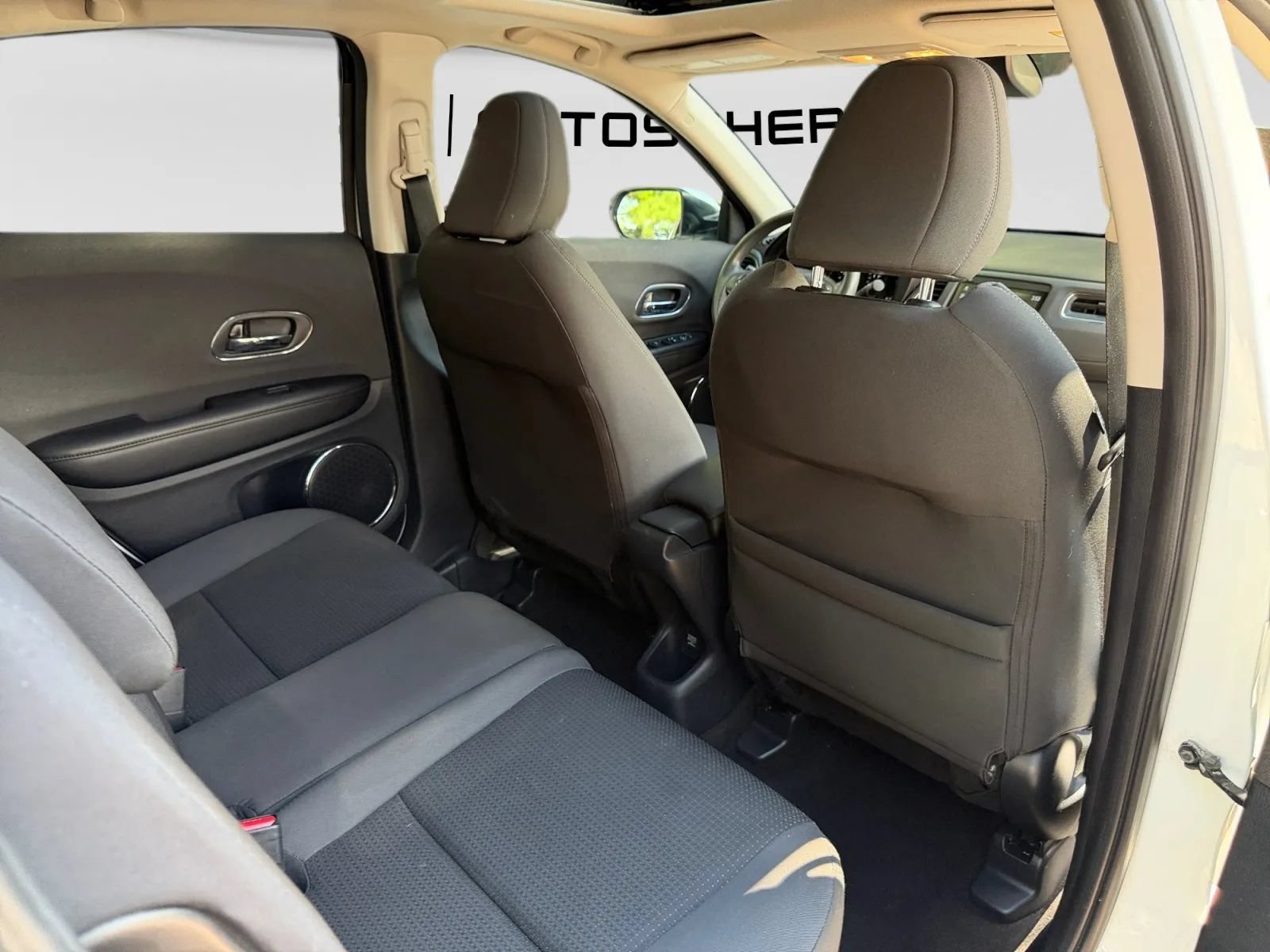 Used 2022 Honda HR-V EX image 29