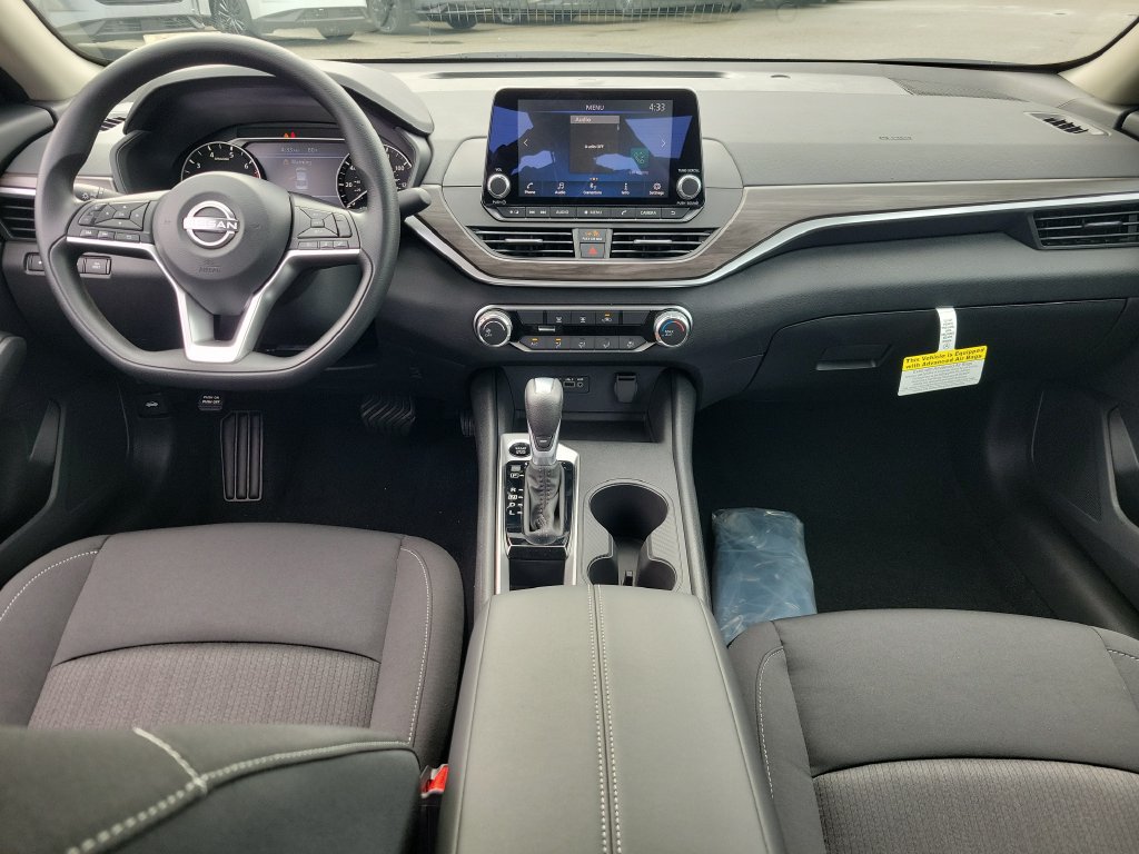 New 2026 Nissan Altima 2.5 SV FWD image 10