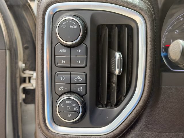 Used 2022 Chevrolet Silverado 2500 LTZ w/ LTZ Convenience Package AWD/4WD image 9