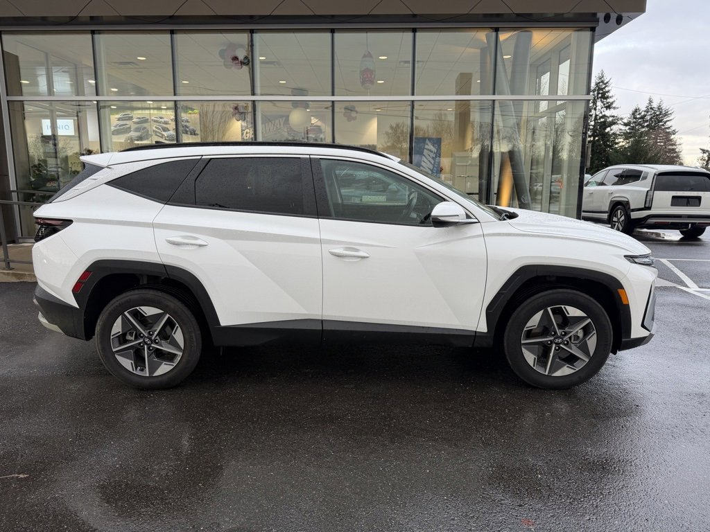Certified 2025 Hyundai Tucson SEL image 8