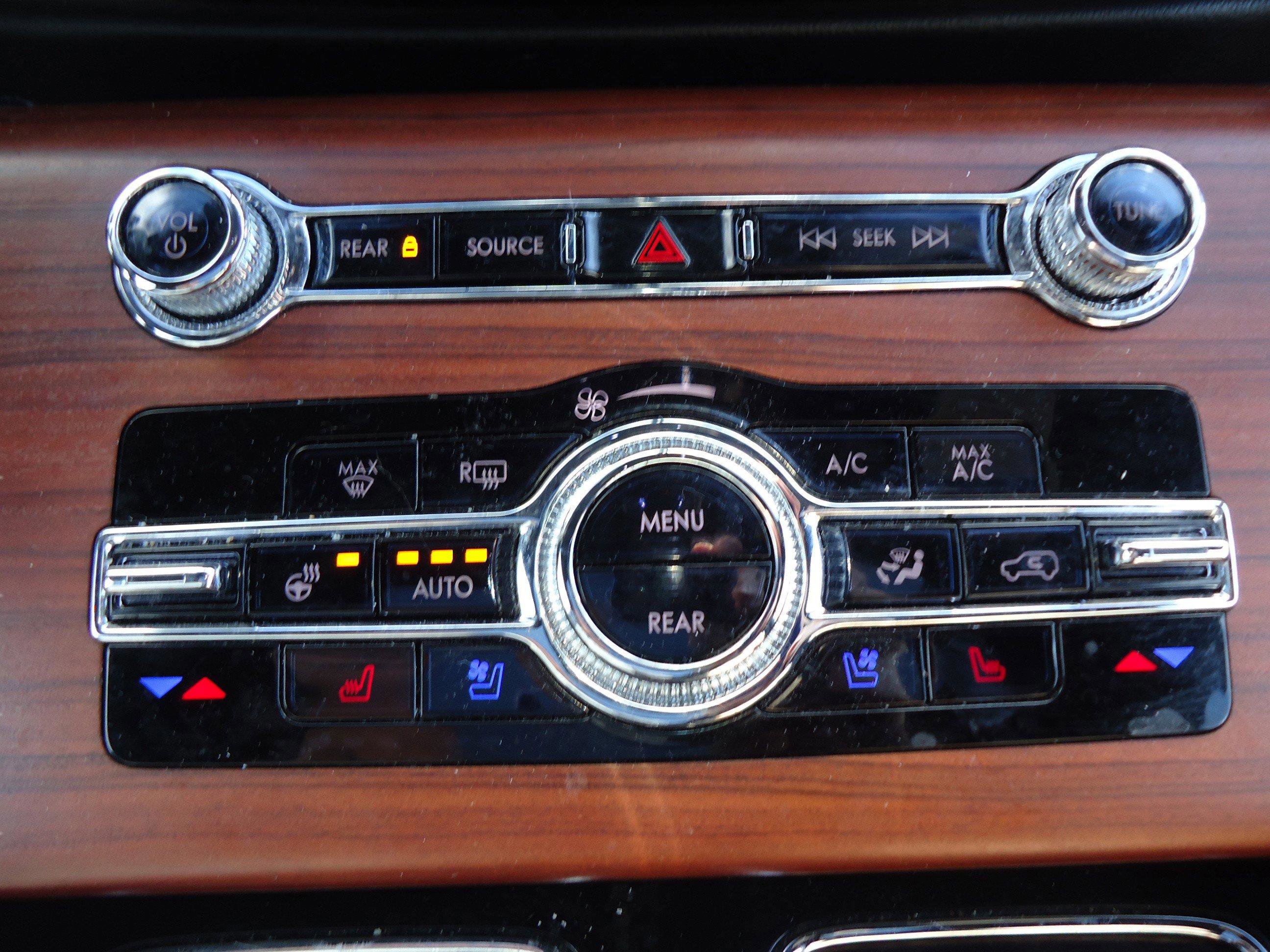 Used 2023 Lincoln Aviator Reserve w/ Equipment Group 201A image 18