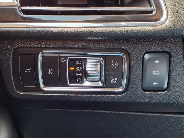 Certified 2023 Lincoln Navigator Reserve RWD image 15