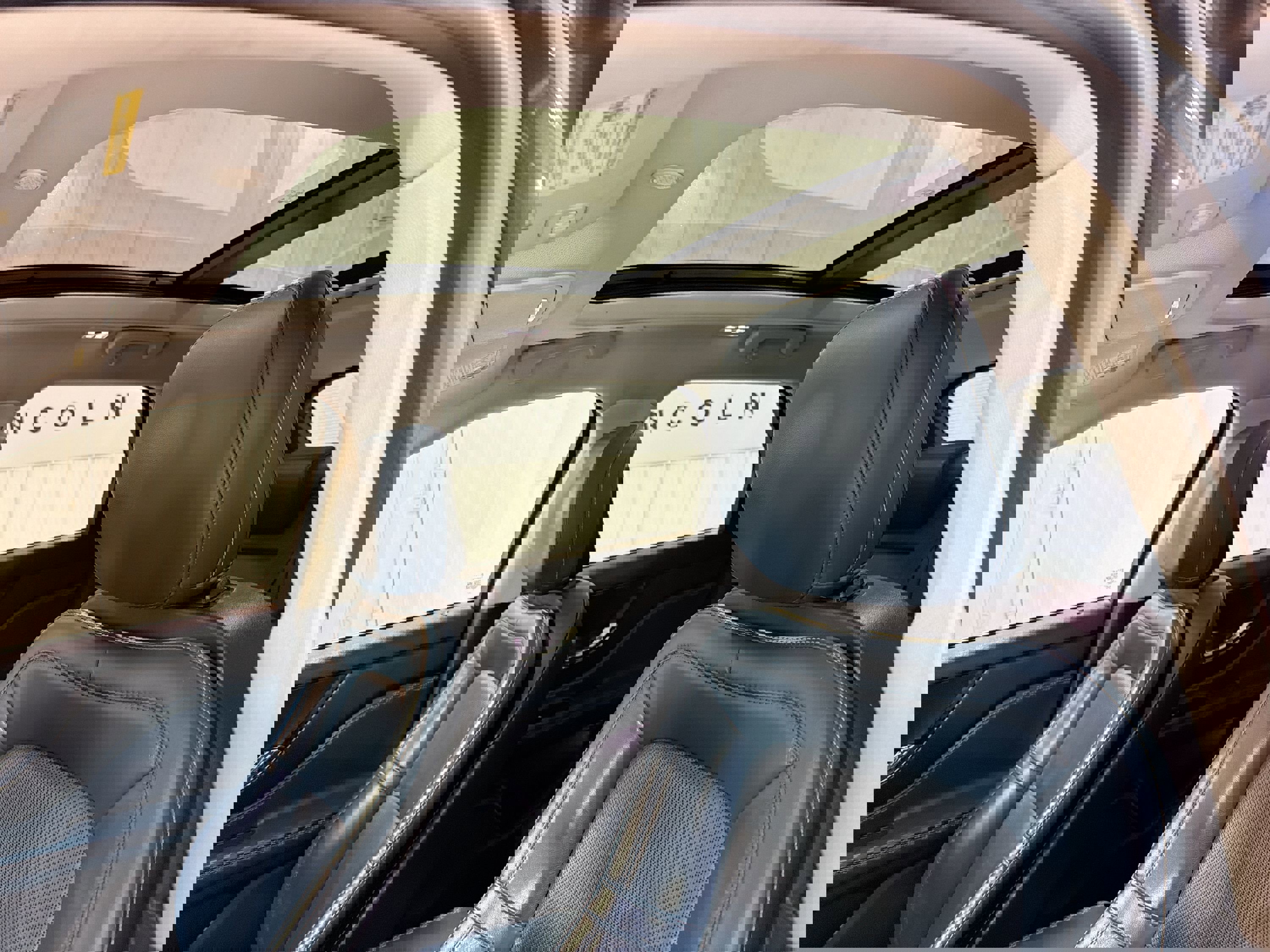 Used 2020 Lincoln Corsair Reserve w/ Equipment Group 201A image 24