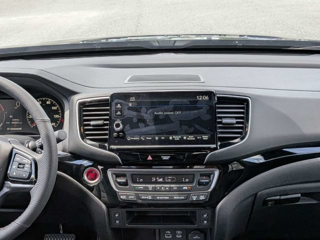 New 2026 Honda Ridgeline Black Edition image 17
