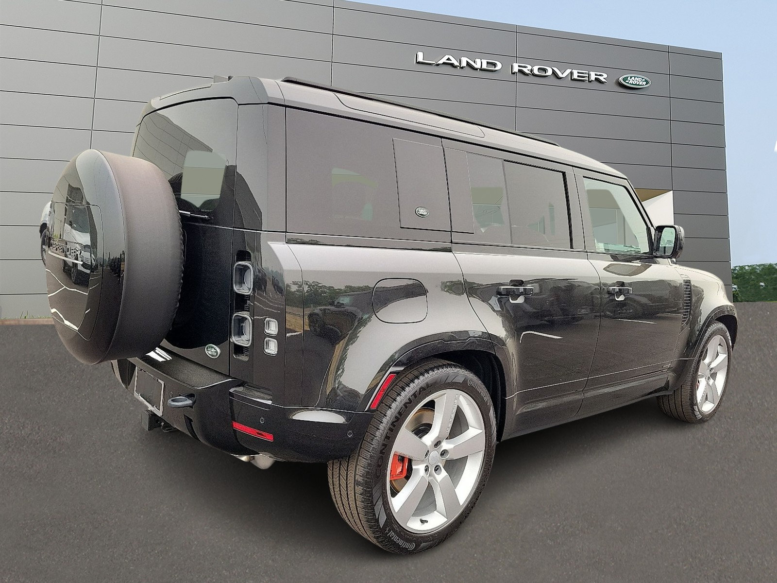 New 2023 Land Rover Defender 110 X AWD/4WD image 2