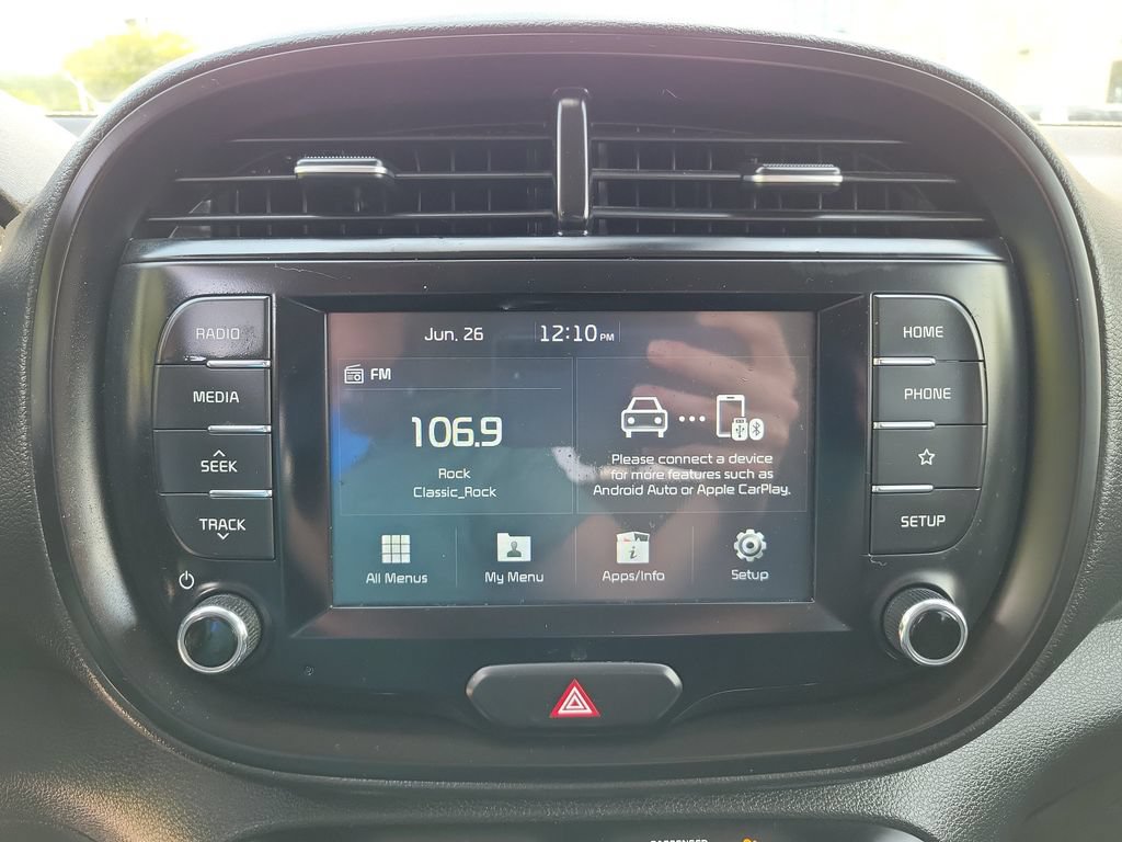 Used 2020 Kia Soul S FWD image 16