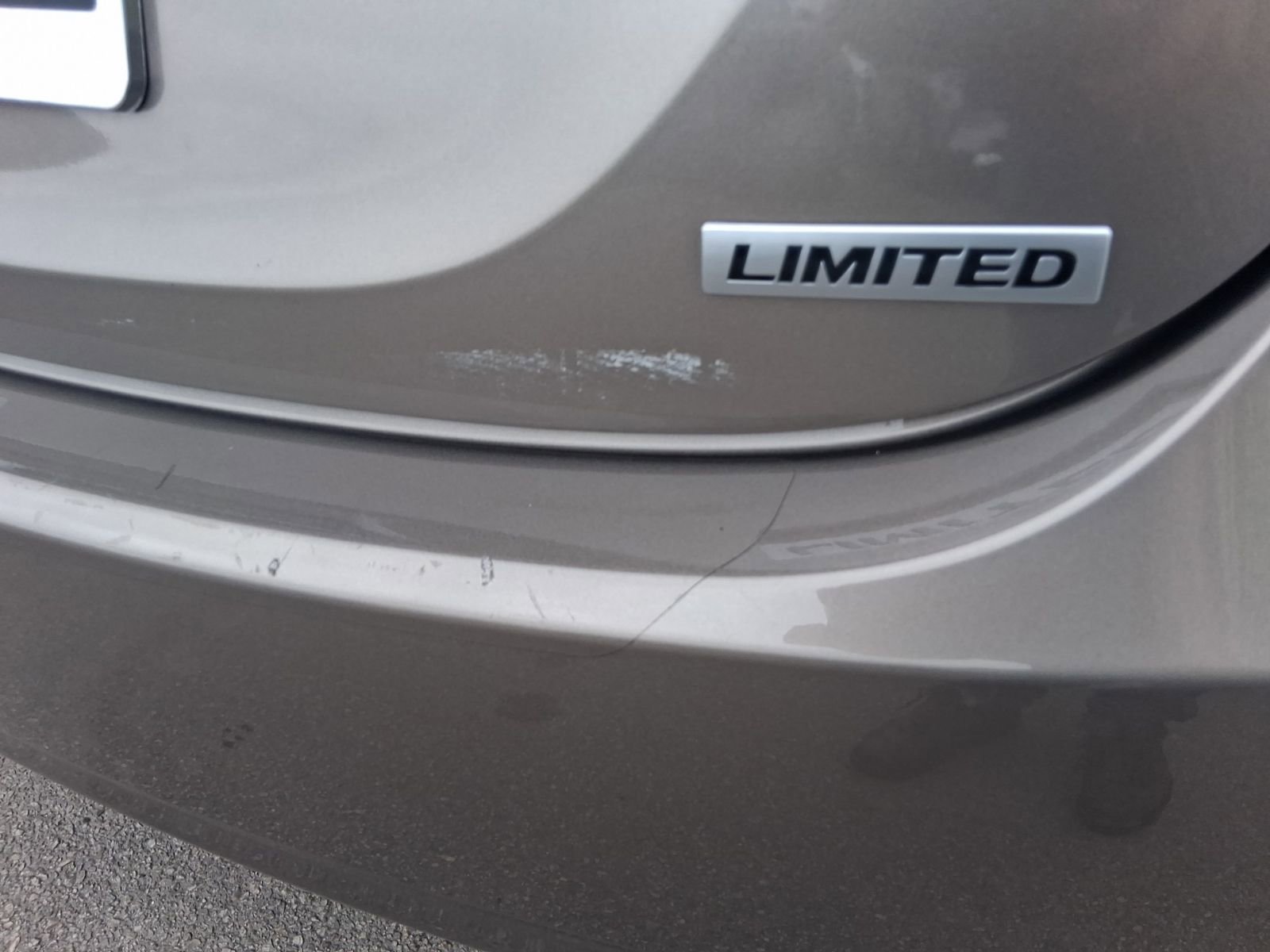 Used 2013 Hyundai Elantra Limited image 32