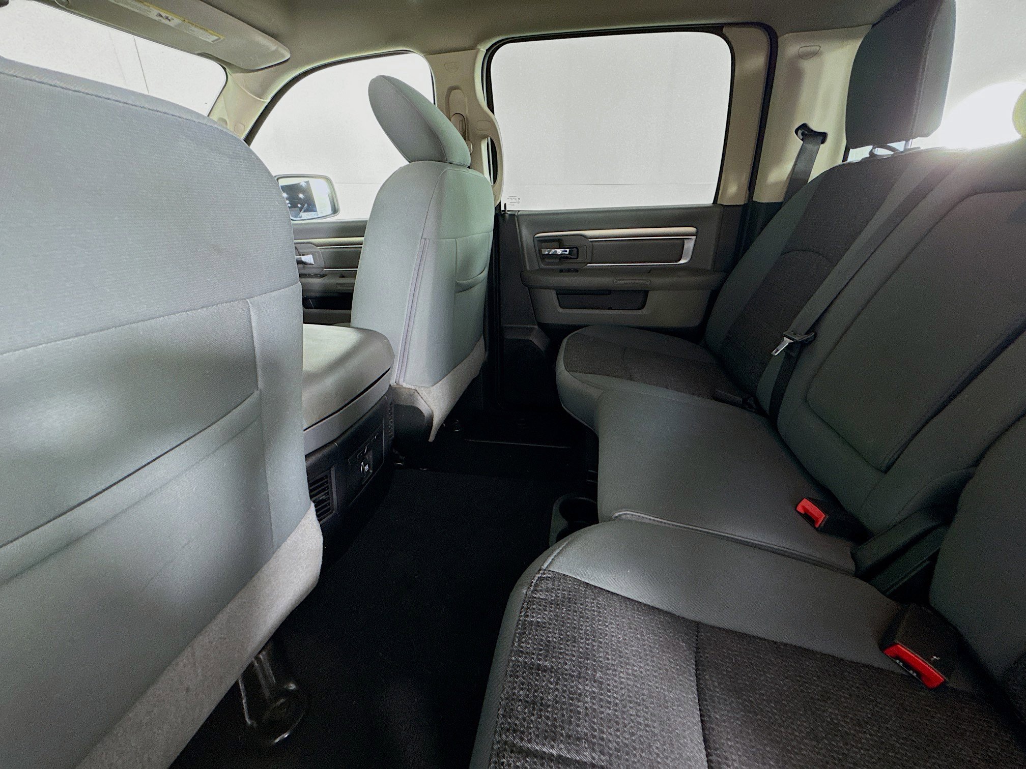 Used 2018 RAM 1500 Big Horn AWD/4WD image 23
