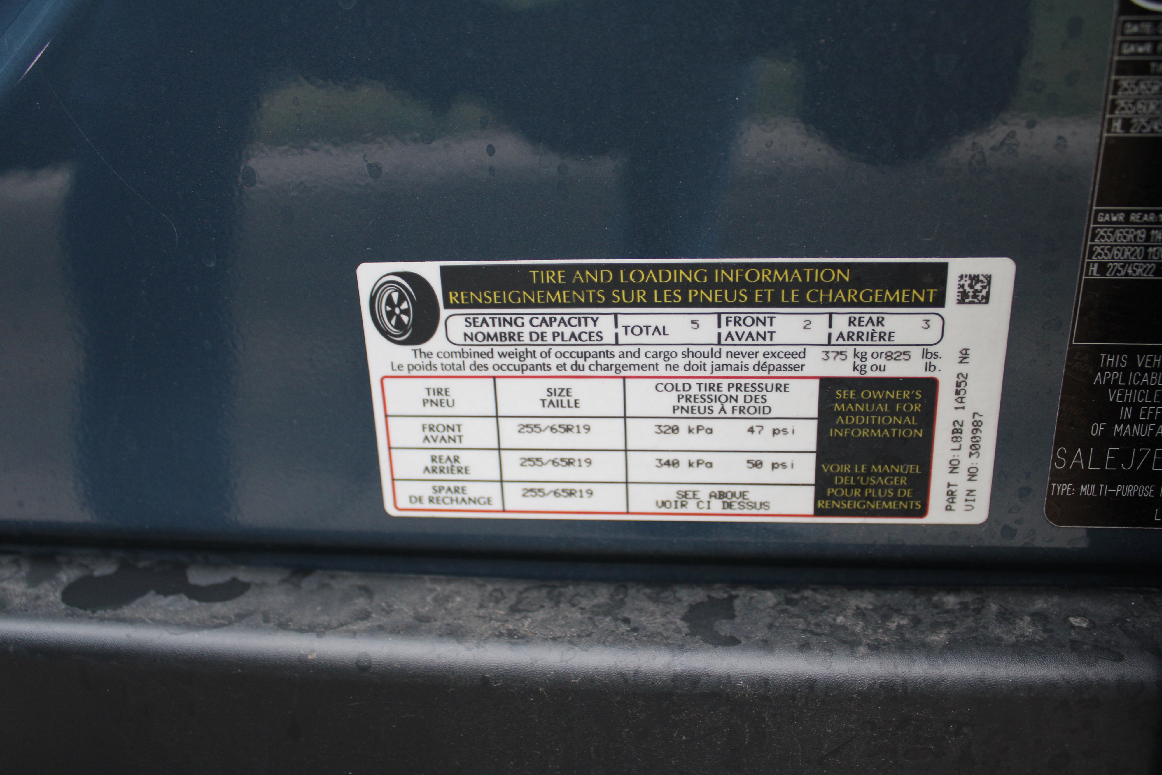 Used 2024 Land Rover Defender 110 S image 95