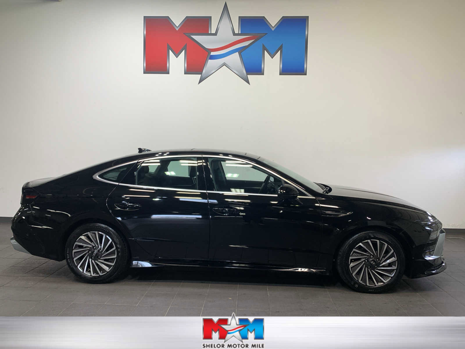 Used 2024 Hyundai Sonata Limited
