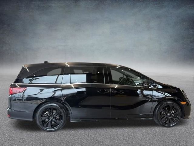 Used 2024 Honda Odyssey Sport image 4