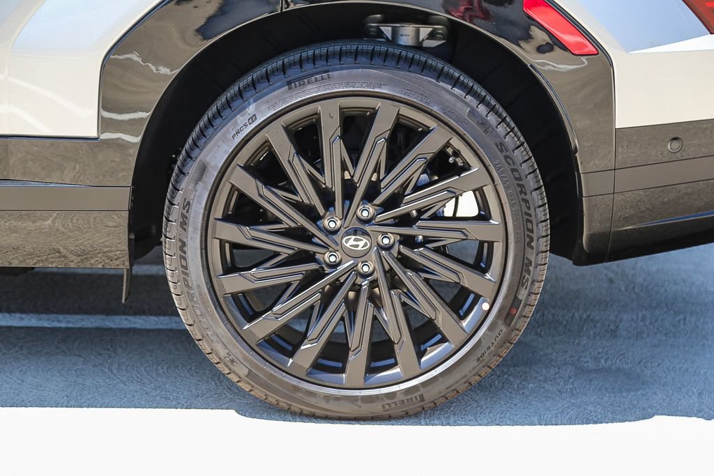 New 2025 Hyundai Santa Fe Calligraphy FWD image 8
