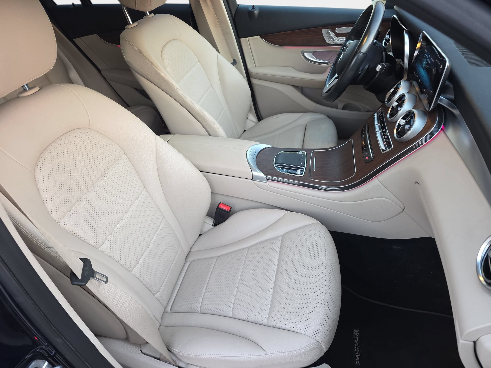 Certified 2022 Mercedes-Benz GLC 300 4MATIC image 10
