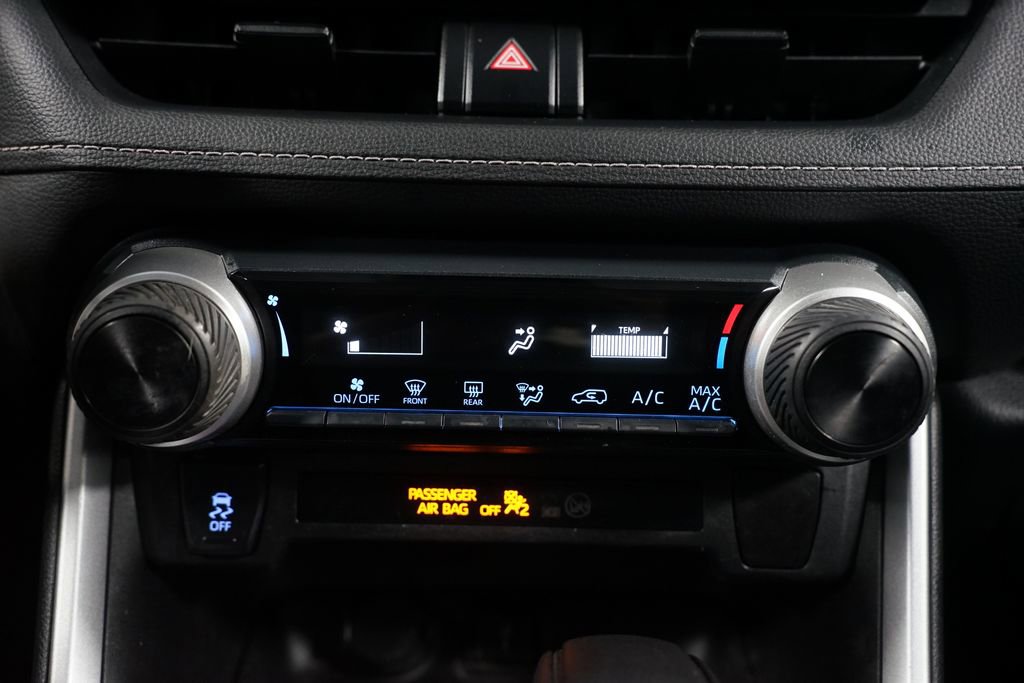 Certified 2021 Toyota RAV4 LE image 19