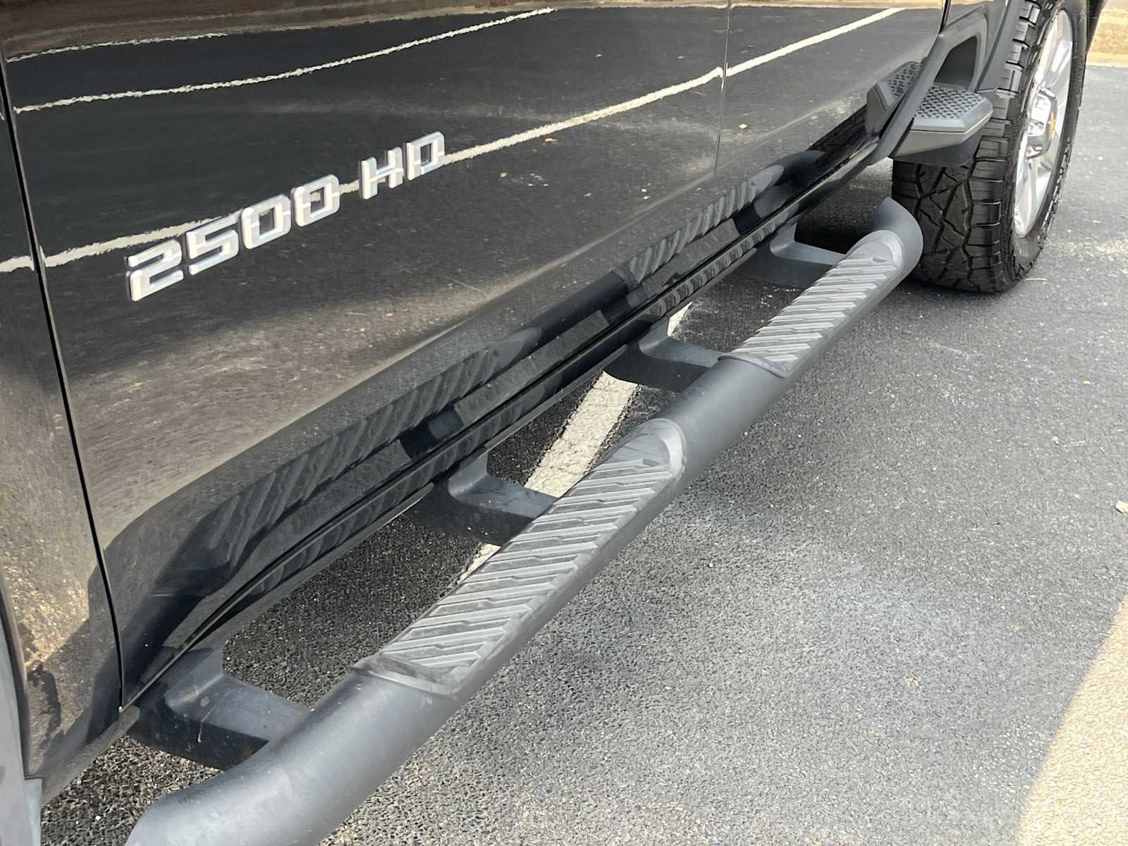 Used 2022 Chevrolet Silverado 2500 LTZ w/ LTZ Plus Package image 37