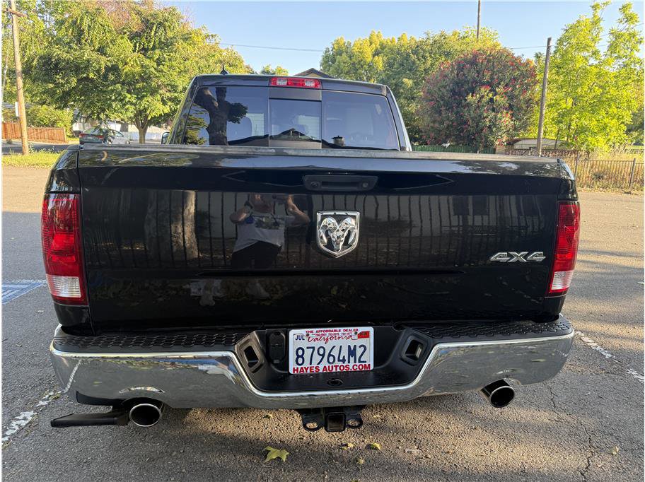 Used 2018 RAM 1500 SLT AWD/4WD image 4