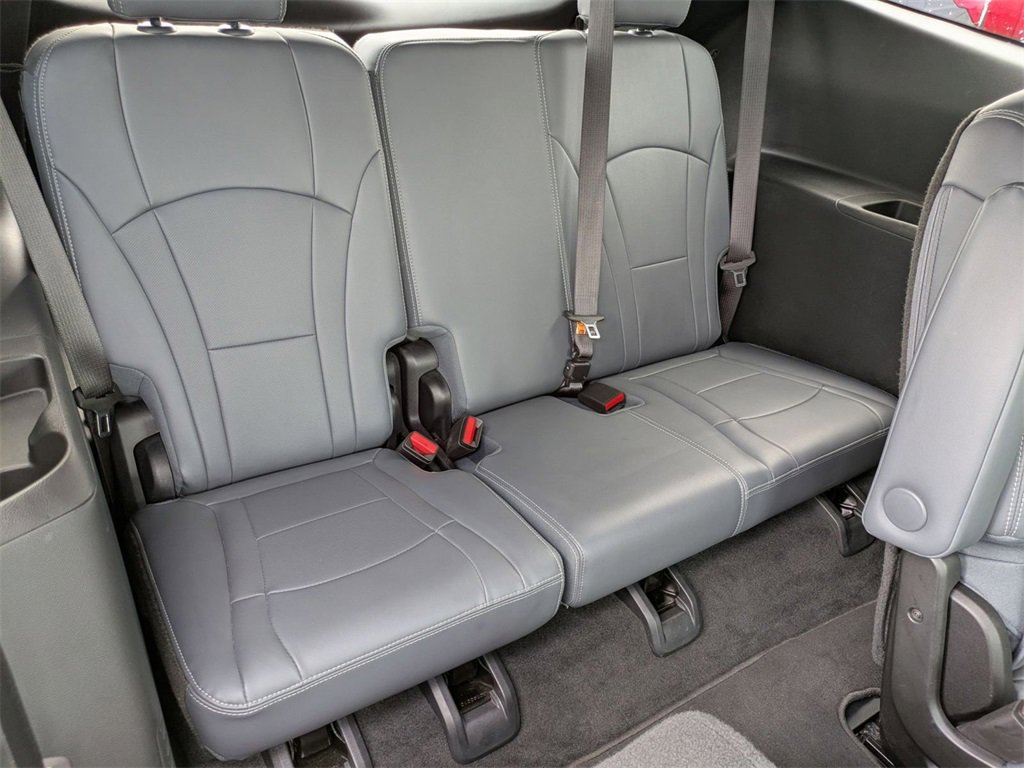 Used 2024 Buick Enclave Premium image 30