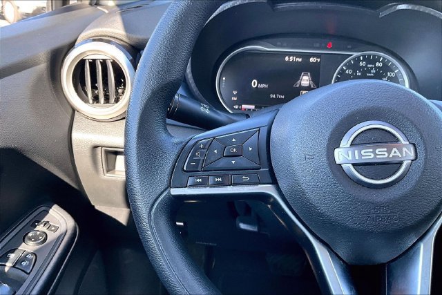 Used 2023 Nissan Versa SV FWD image 11