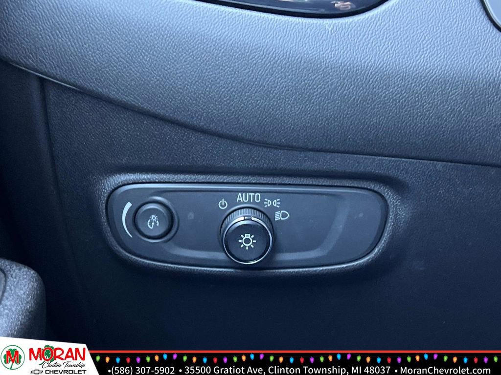 Certified 2023 Chevrolet Equinox RS image 25