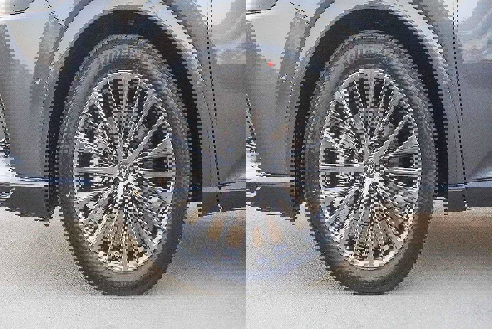 New 2026 Lexus RX 450h Luxury image 9