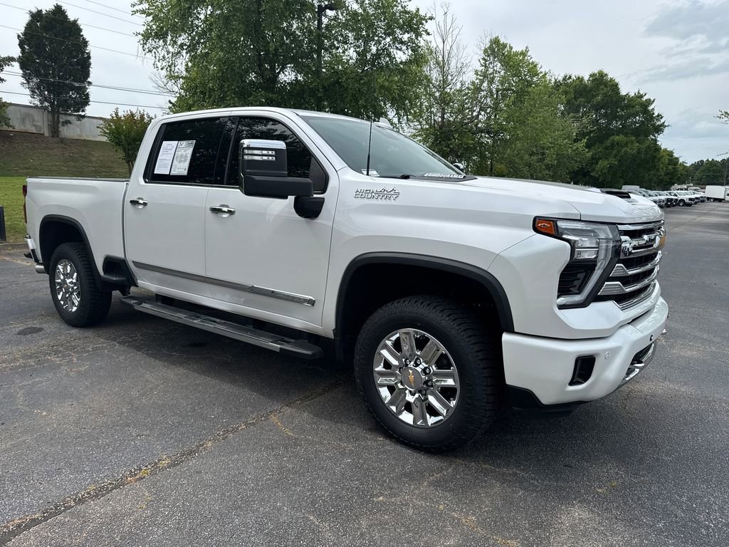 Used 2024 Chevrolet Silverado 2500 High Country w/ High Country Premium Package AWD/4WD image 1