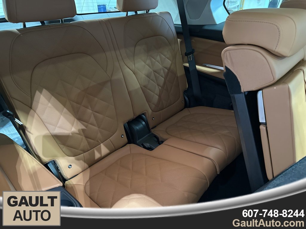 New 2026 BMW X7 xDrive40i image 22