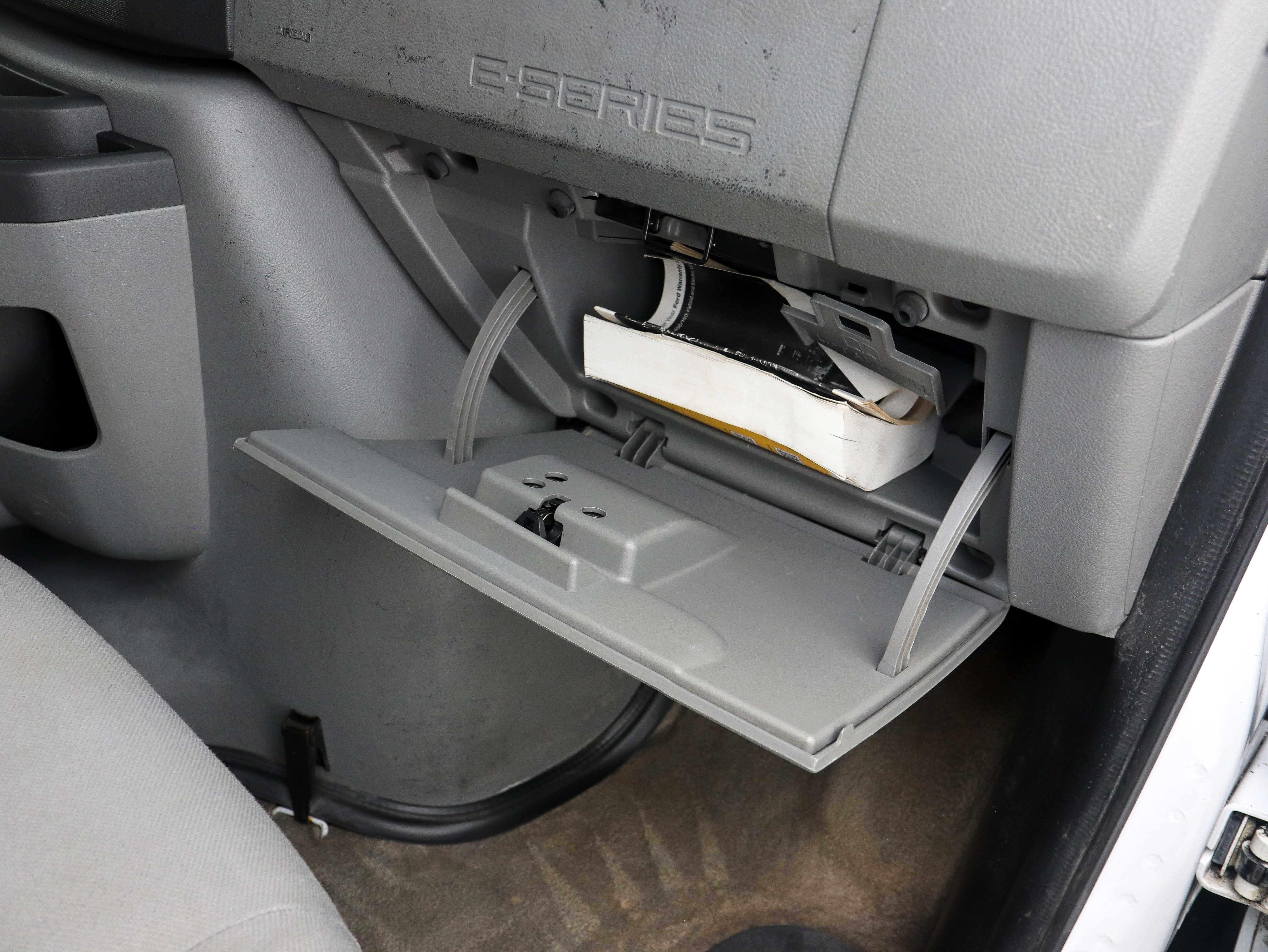 Used 2013 Ford E-350 and Econoline 350 XLT image 20