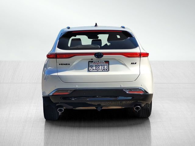 Used 2024 Toyota Venza Nightshade image 5