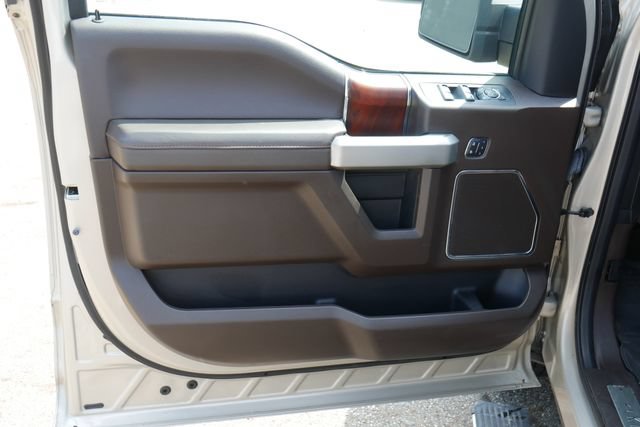 Used 2018 Ford F150 King Ranch w/ Equipment Group 601A Luxury AWD/4WD image 14