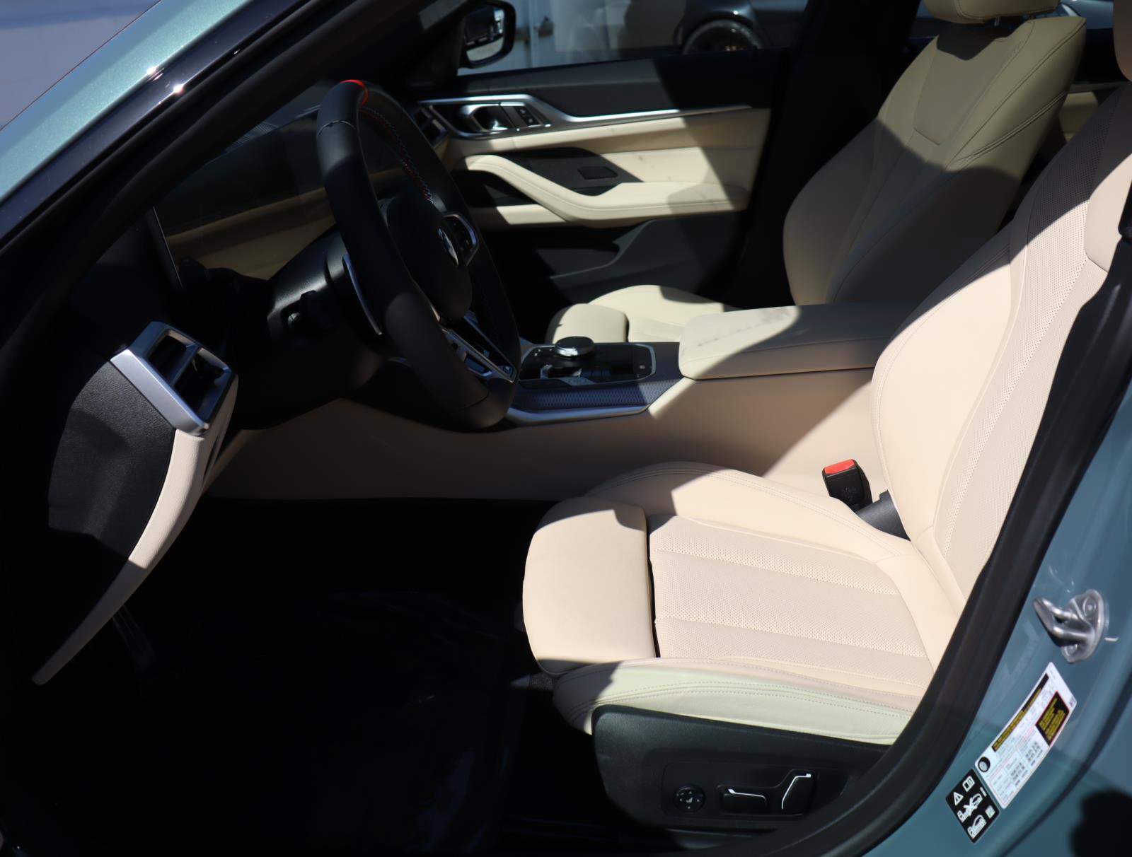 Used 2025 BMW 440i xDrive M440i xDrive Gran Coupe AWD w/ Premium Package image 17