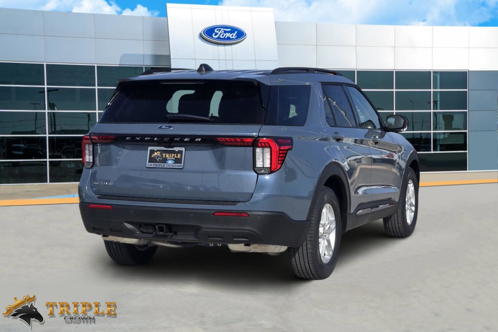 New 2026 Ford Explorer Active image 5