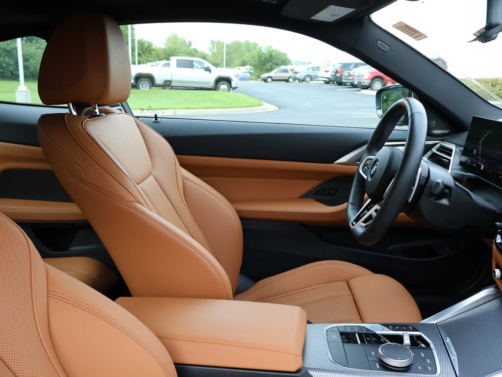 Certified 2026 BMW 440i xDrive Coupe w/ Parking Assistance Package AWD/4WD image 13