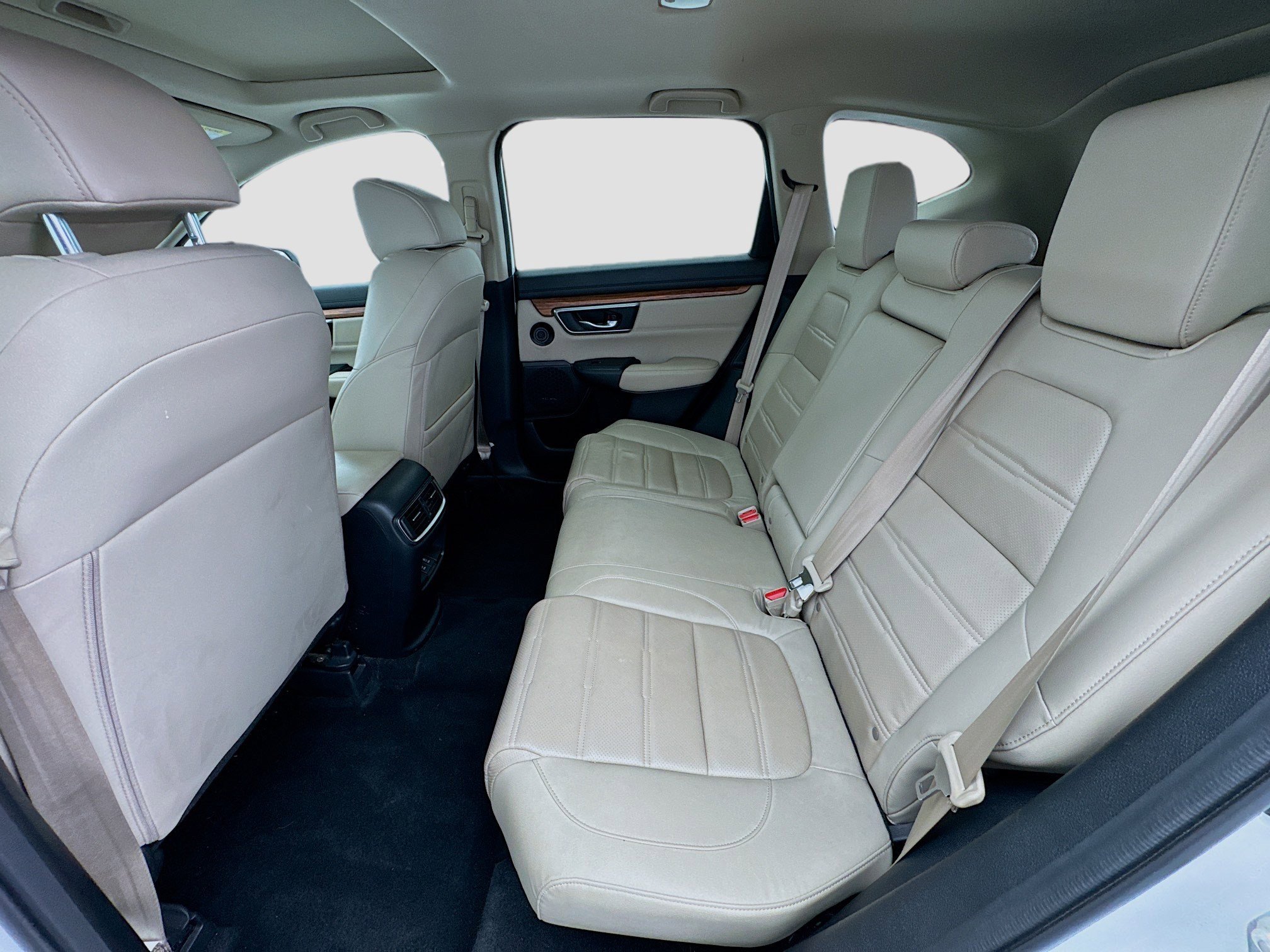 Used 2020 Honda CR-V Touring image 16