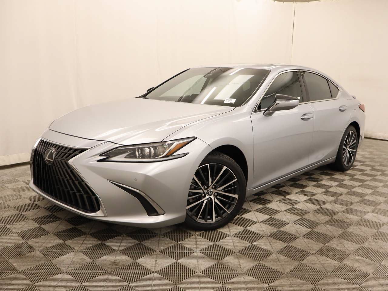 Used 2025 Lexus ES 300h w/ Premium Package FWD image 1