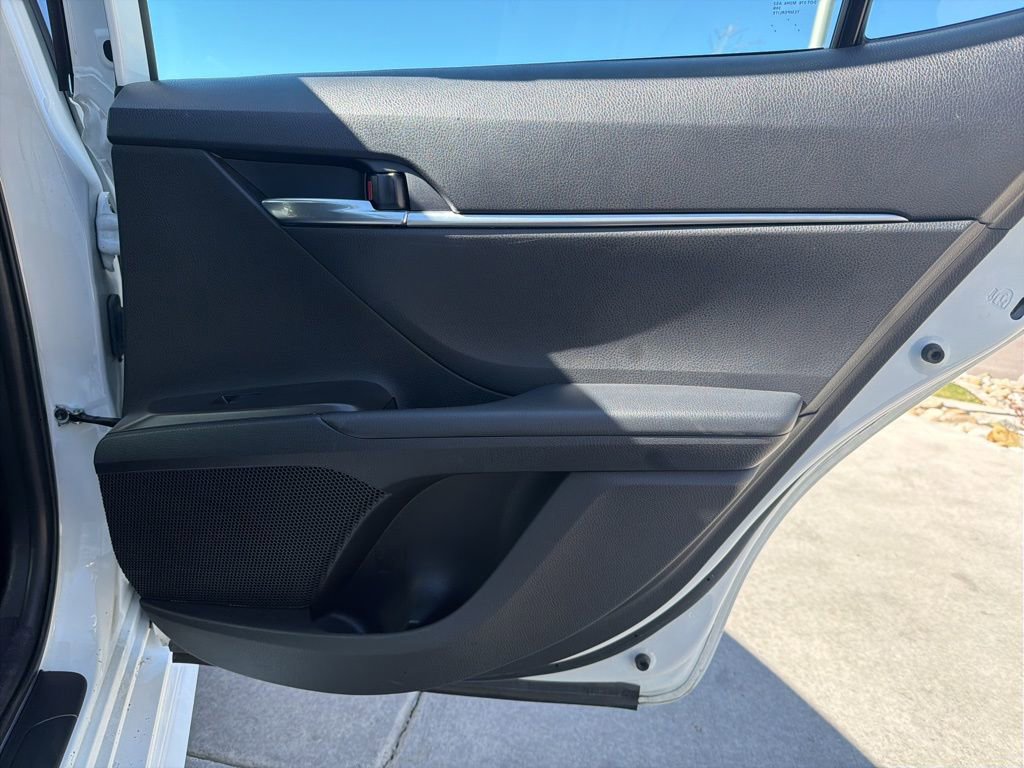 Used 2023 Toyota Camry SE image 26