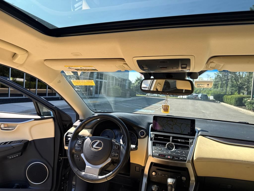 Used 2018 Lexus NX 300h AWD w/ Luxury Package image 8