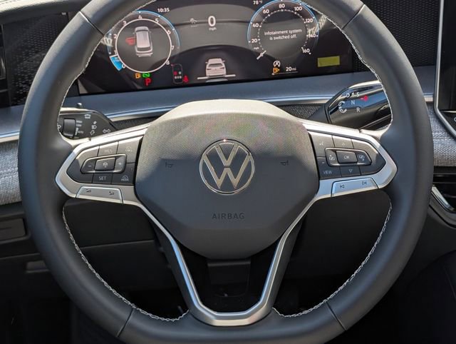 New 2026 Volkswagen Tiguan S FWD image 14