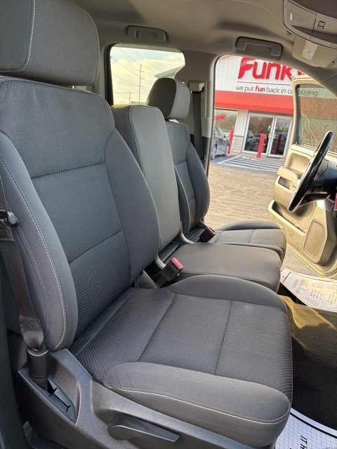 Used 2018 Chevrolet Silverado 1500 LT w/ All Star Edition image 24