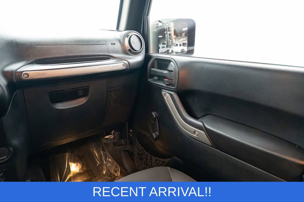 Used 2017 Jeep Wrangler Unlimited Sport w/ Connectivity Group image 10