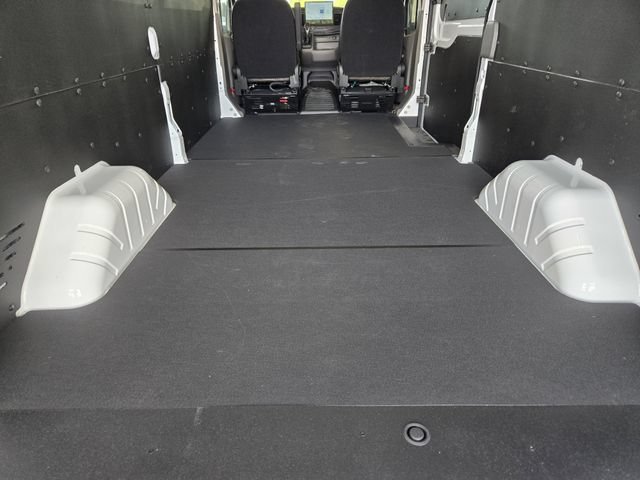 New 2026 Ford Transit 250 148 Medium Roof RWD image 23