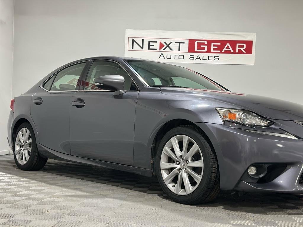 Used 2015 Lexus IS 250 image 2