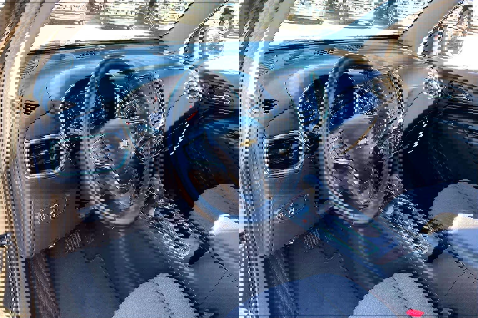 Used 2024 Chevrolet Equinox LT image 17