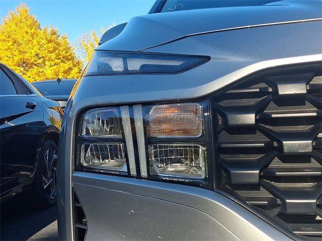 Used 2023 Hyundai Santa Fe SEL image 8