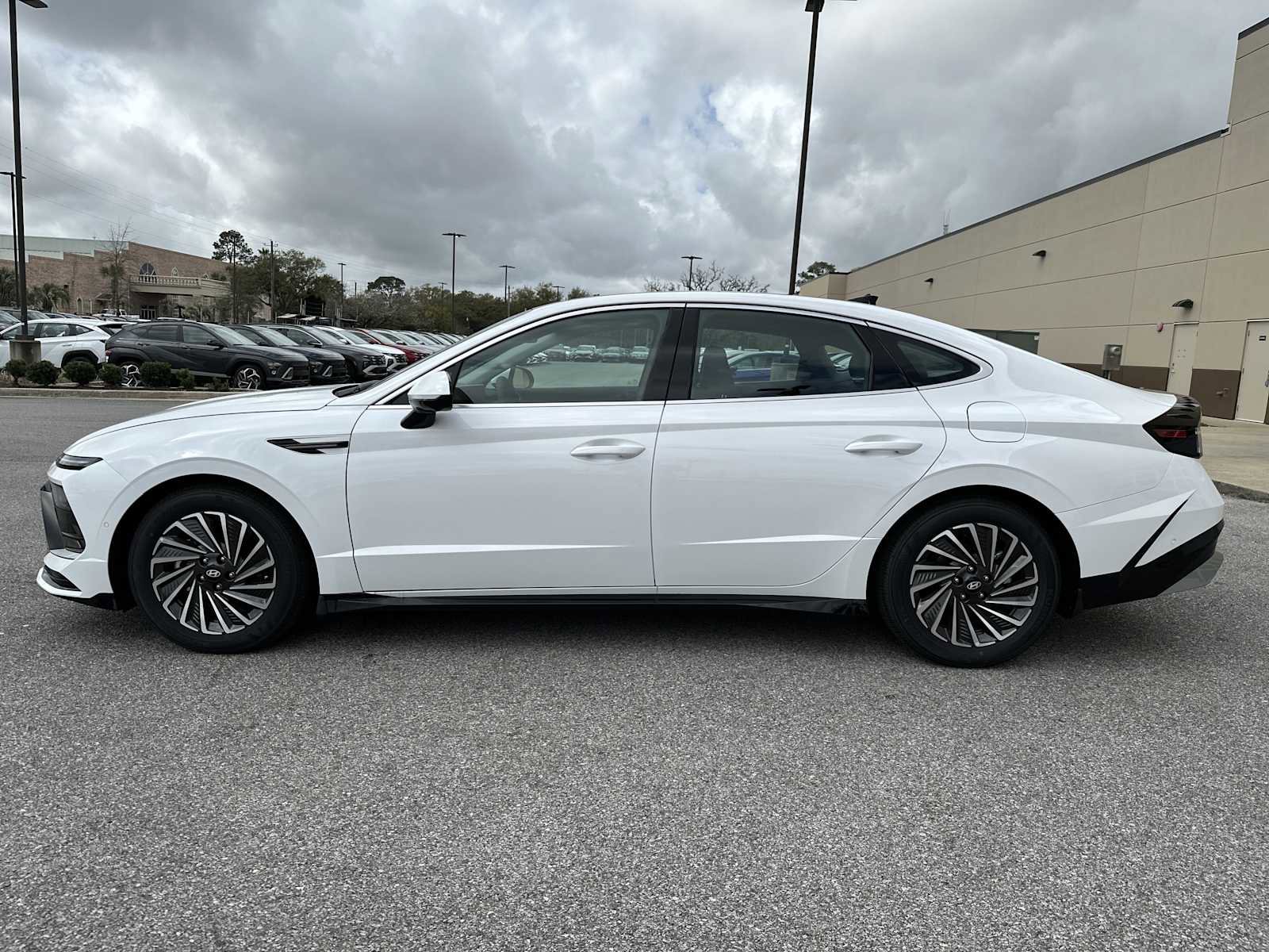 New 2026 Hyundai Sonata Limited image 4